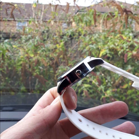 Nike Analog Watch Silicon Band w/out tags no box - Picture 3 of 4